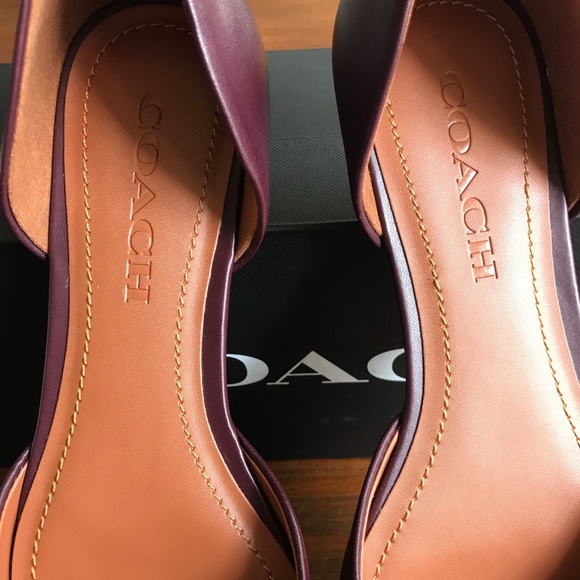 Coach Pointed Toe Leather Flat shoes - Picture 8 of 10